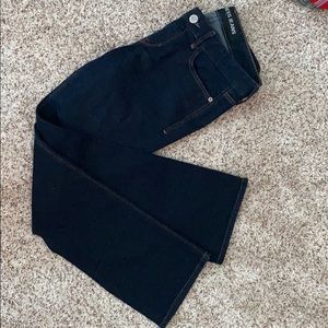 Dark wash Express low rise boot cut jeans size 4s